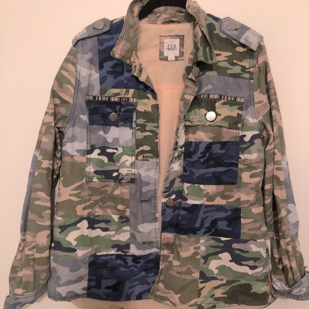 GAP camo lined jacket